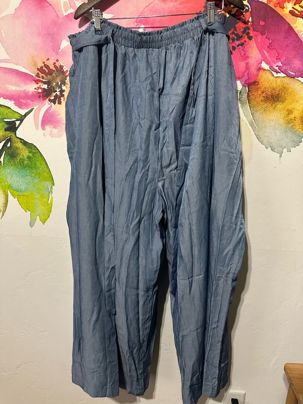 LuLaRoe Lightweight Wide-Leg Cropped Pants in Dusty Blue